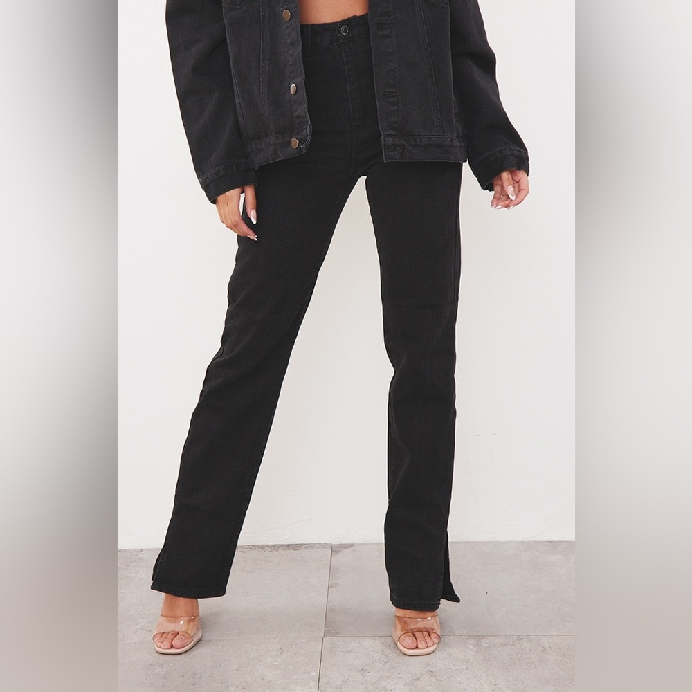 Women’s PrettyLittleThing Black Split Hem Denim Jeans size 4
